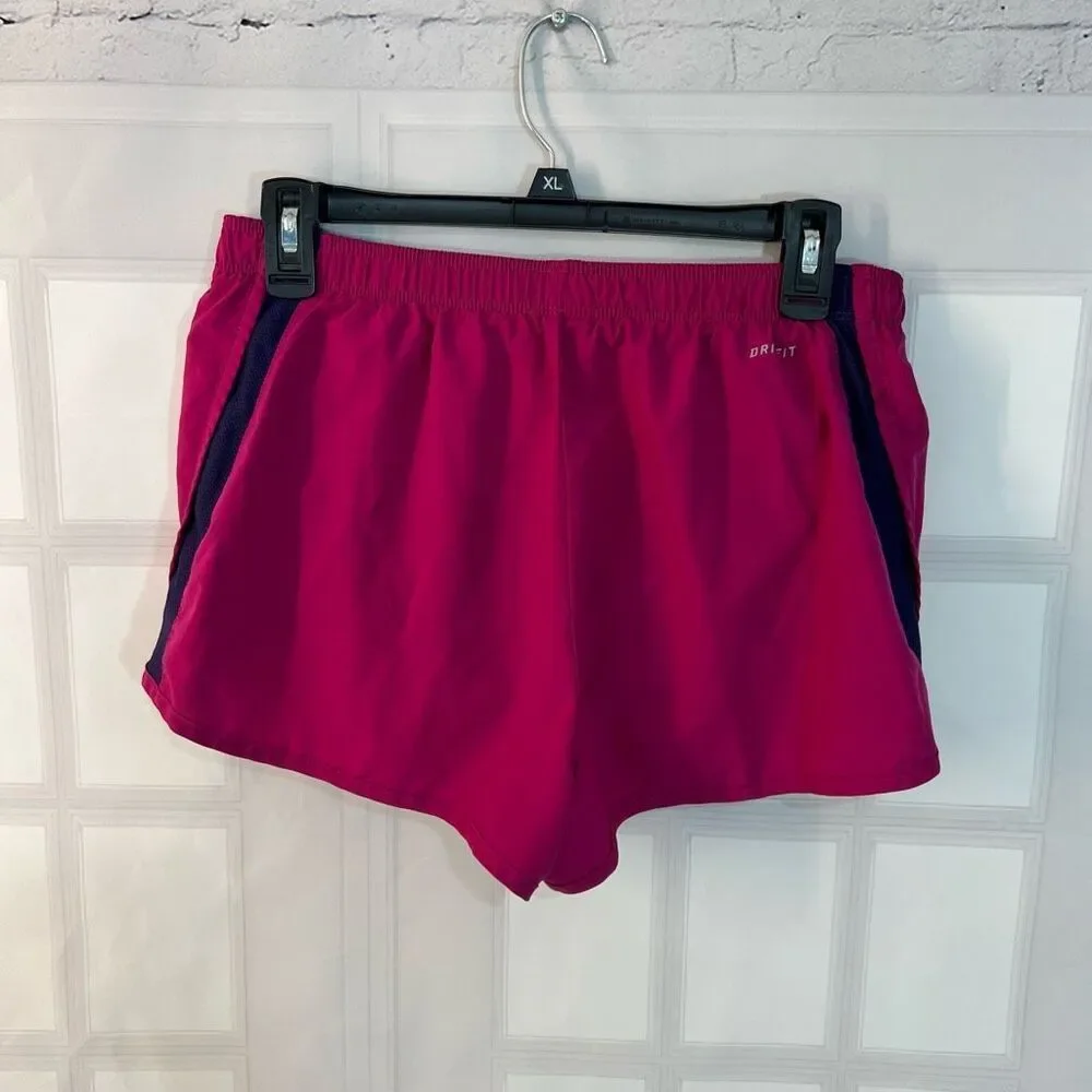 🔥🔥5 for $25🔥🔥 Nike dri-fit magenta lined running shorts size medium